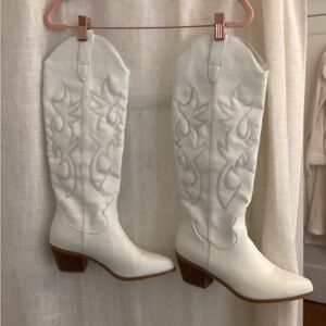 Billini Urson Tall White Cowboy Boots - Size 8